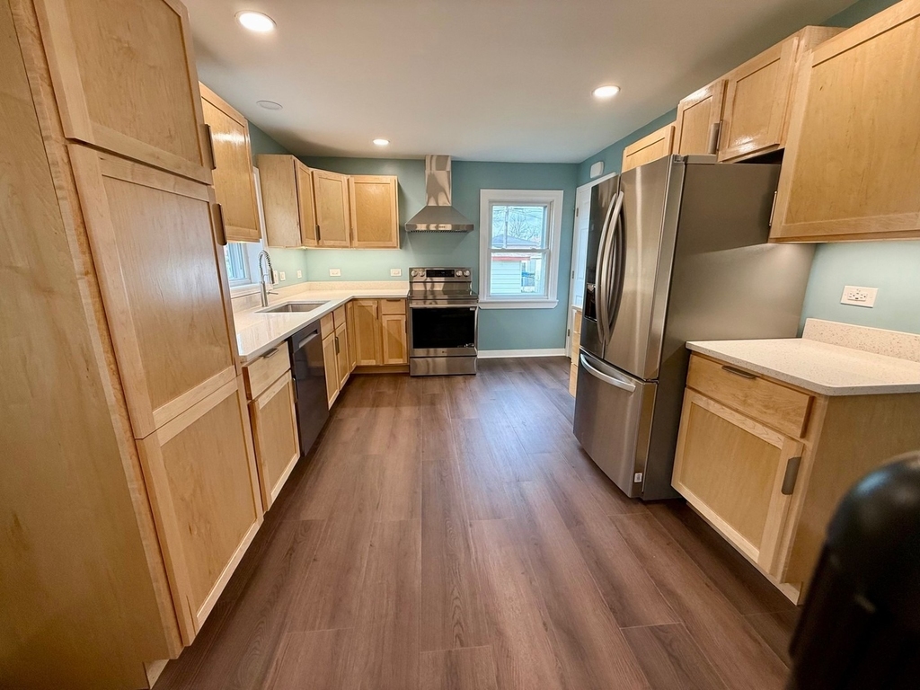 5822 W 64th Place - Photo 6