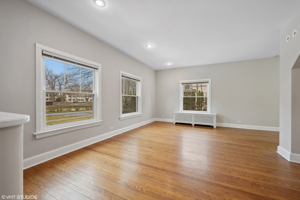 314 Oxford Road - Photo 3