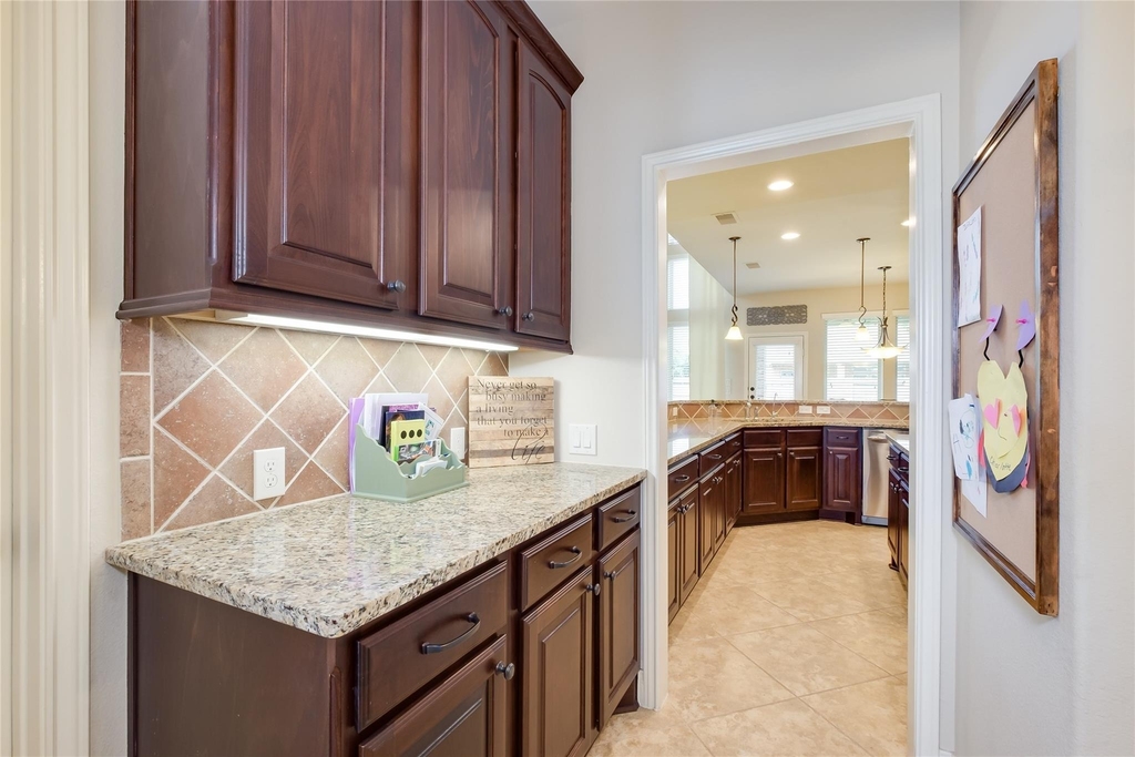27707 Lodgemist Court - Photo 15