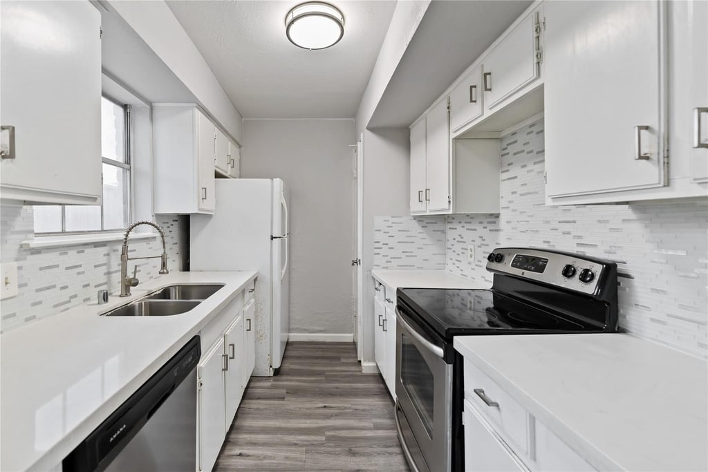 4154 Belle Park Drive - Photo 8