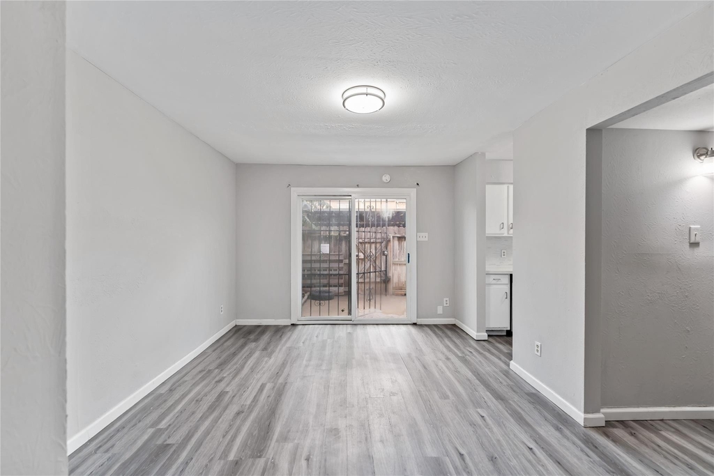 4154 Belle Park Drive - Photo 6