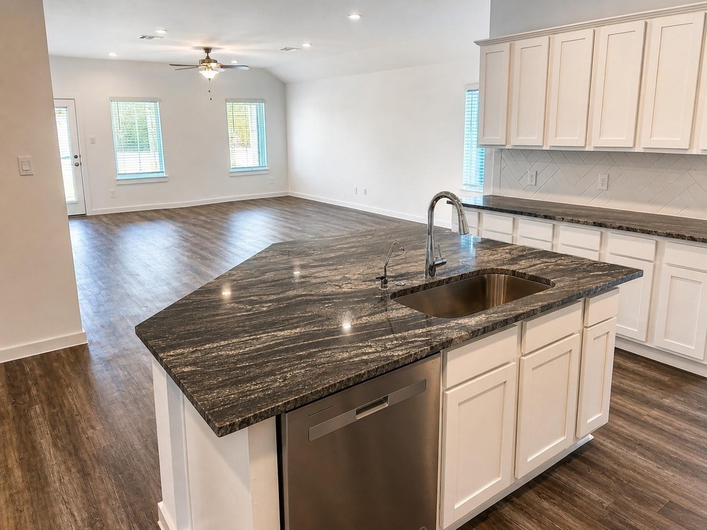 1018 Sycamore Drive - Photo 1