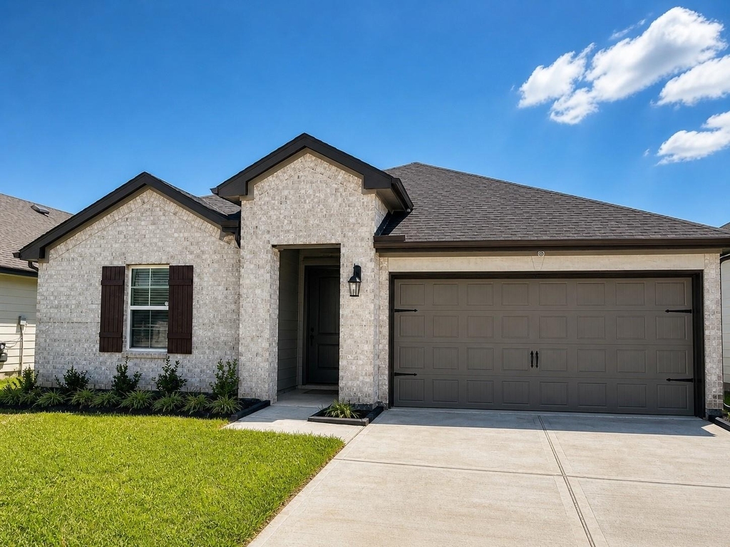 1018 Sycamore Drive - Photo 0