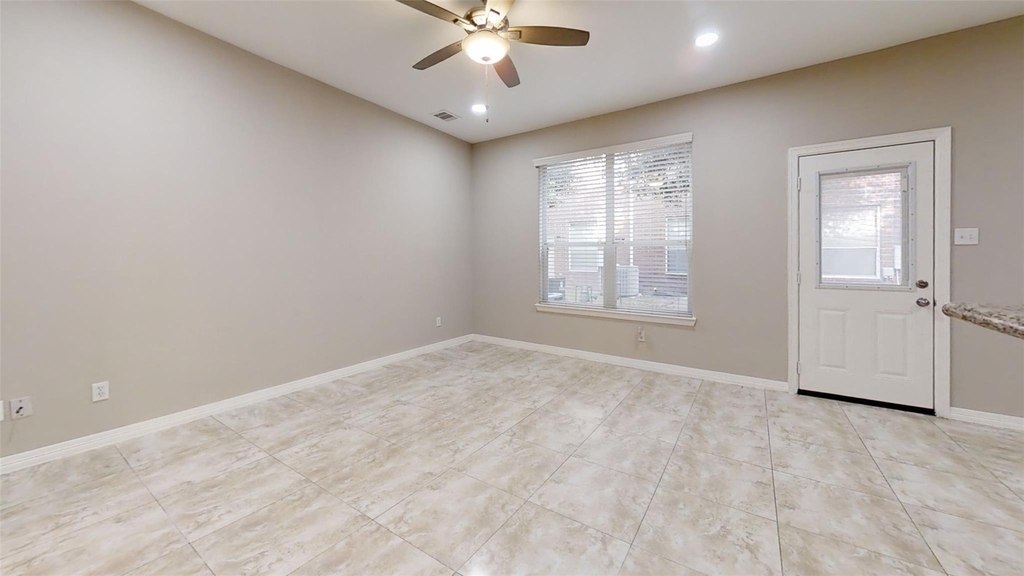 9224 Rodney Ray Boulevard - Photo 9