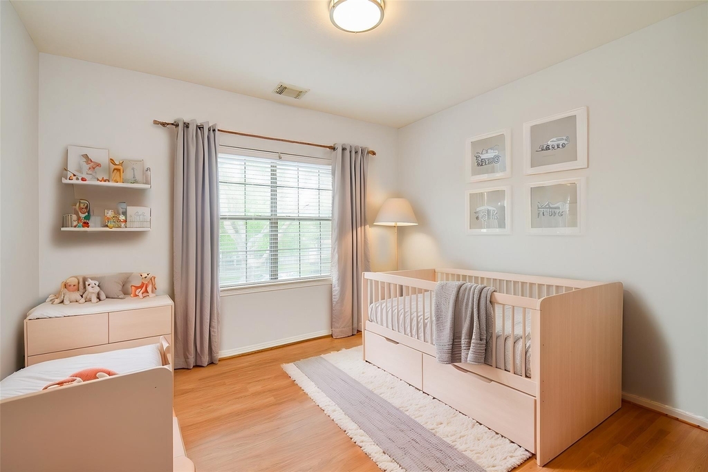 3911 Fallsbrook Court - Photo 23