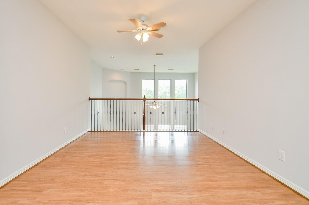 3911 Fallsbrook Court - Photo 20