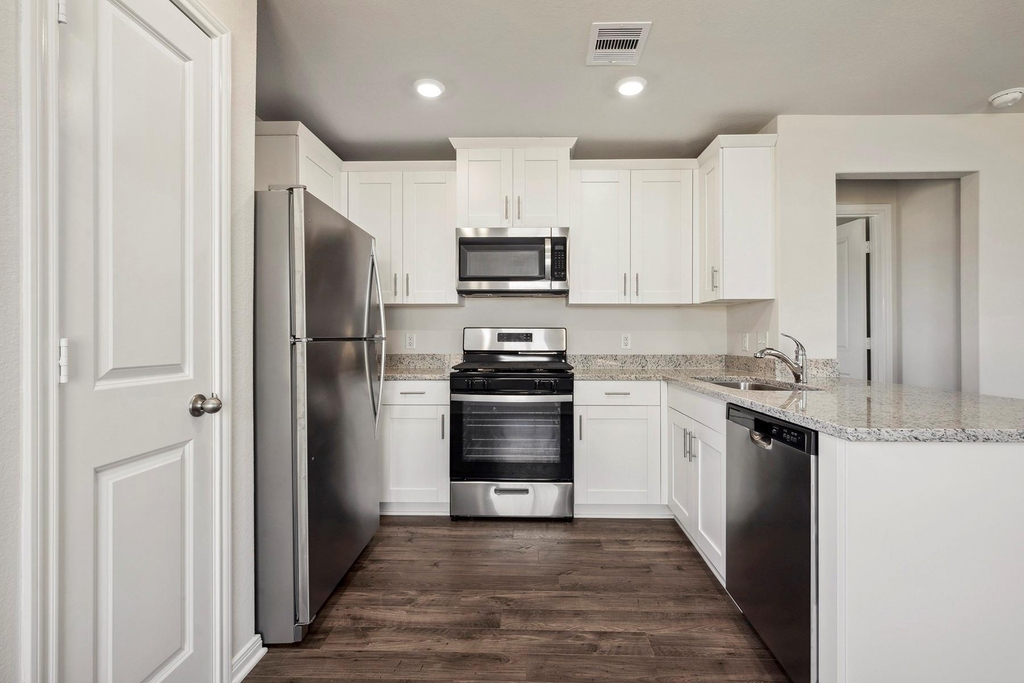 10430 Red Cardinal Drive - Photo 8