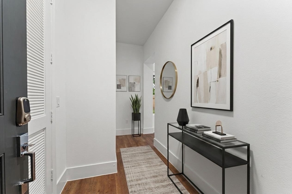 1508 Blodgett Street - Photo 5