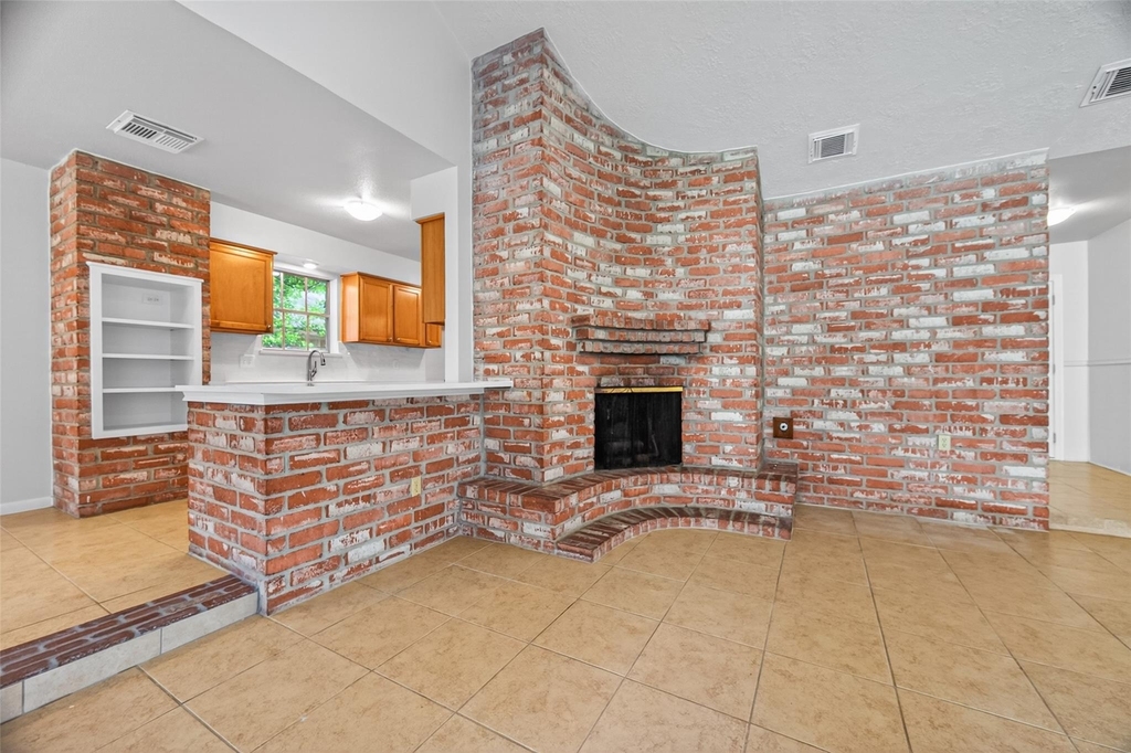 22206 Red River Drive - Photo 3