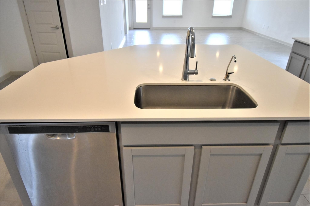4023 Yonkers Valley Lane - Photo 2