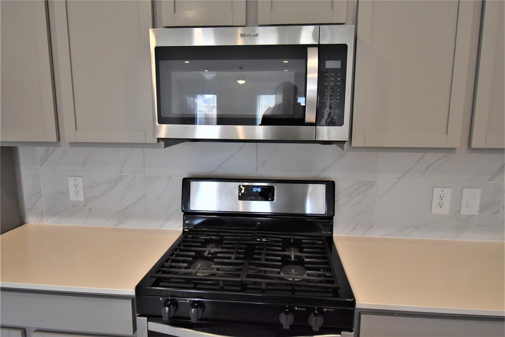 4023 Yonkers Valley Lane - Photo 5