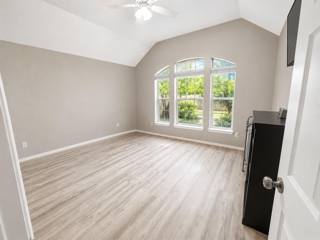 5106 Misty Lane - Photo 9