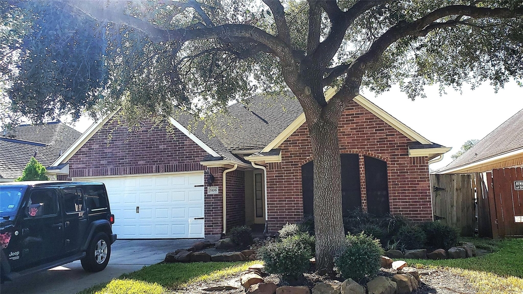5106 Misty Lane - Photo 0