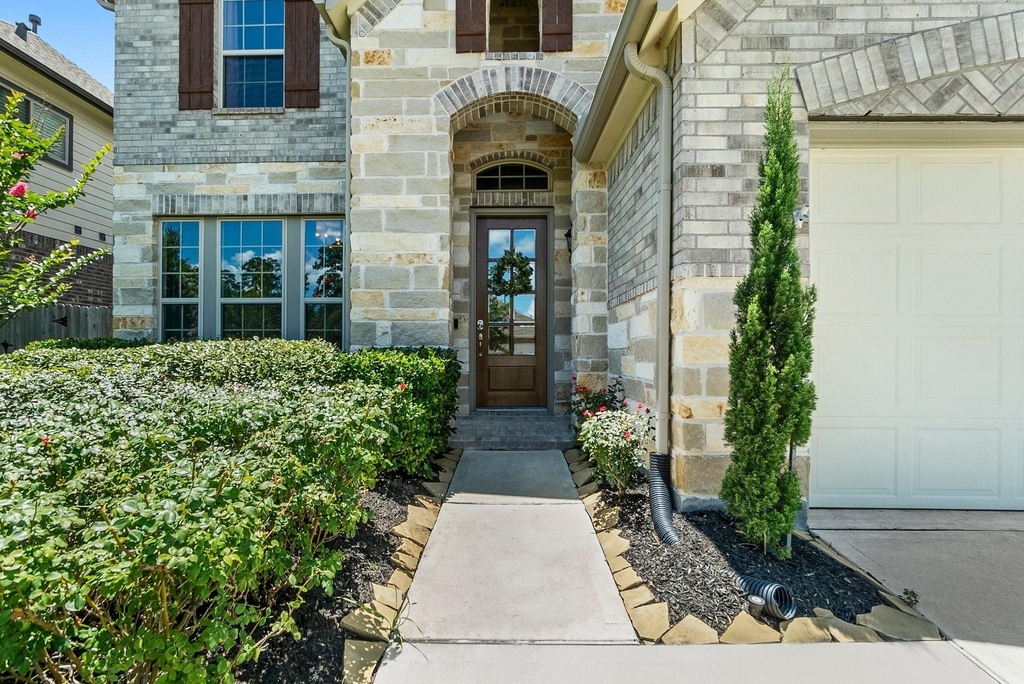 2840 Jehlon Lane - Photo 1