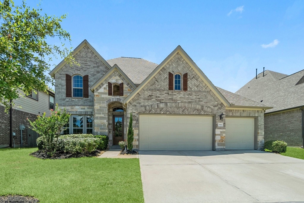 2840 Jehlon Lane - Photo 0