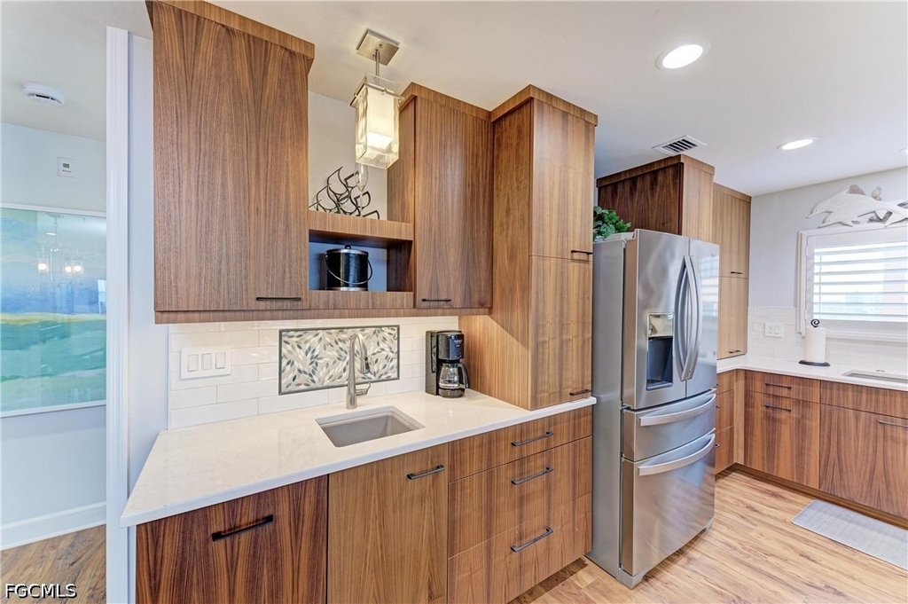 14813 Laguna Drive - Photo 16