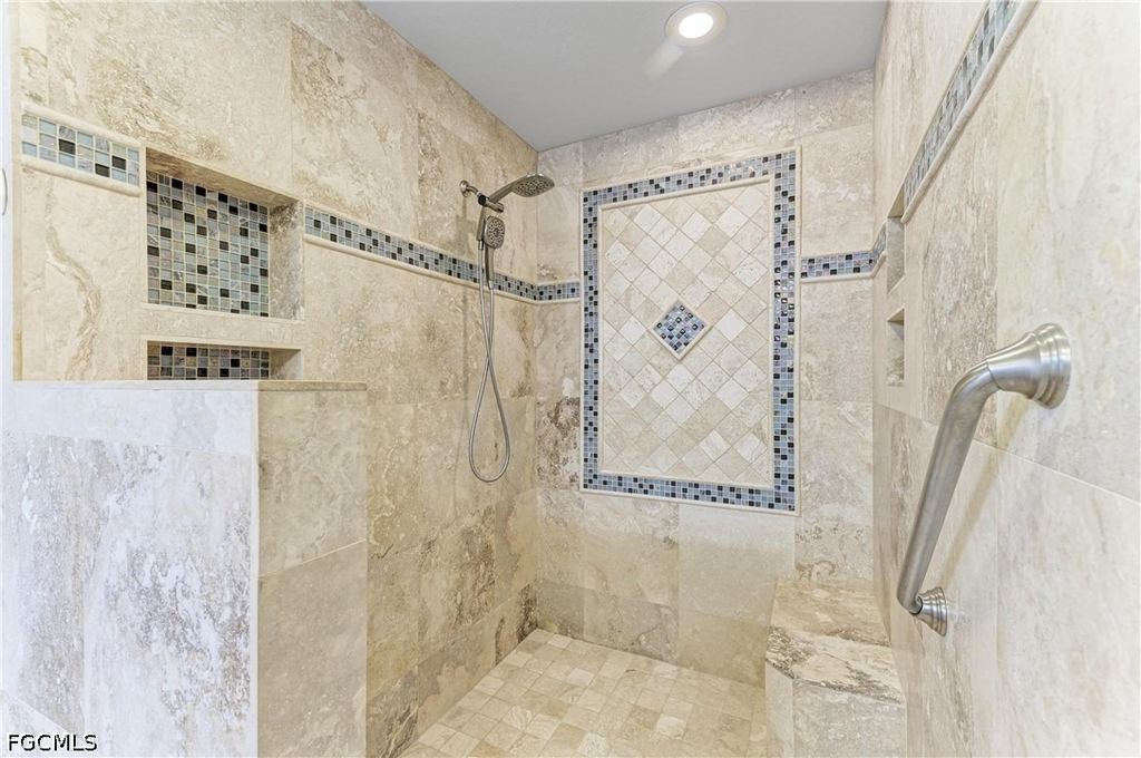 14813 Laguna Drive - Photo 33