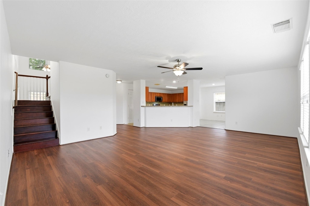 5342 Gibralter Place - Photo 10