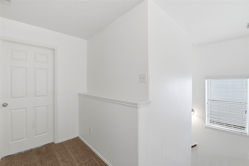 5342 Gibralter Place - Photo 26
