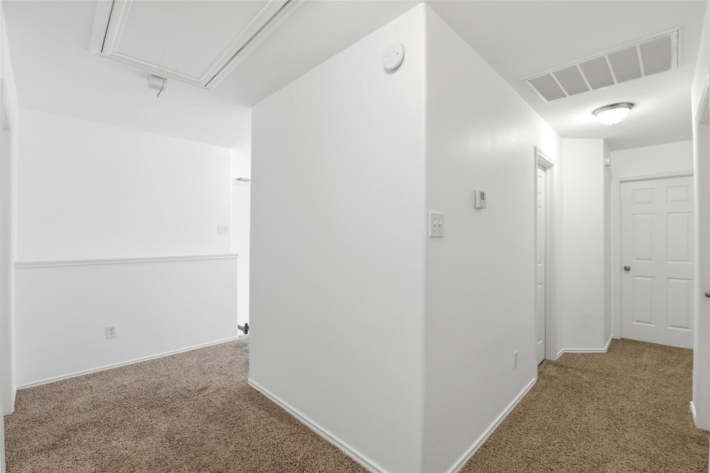 5342 Gibralter Place - Photo 28