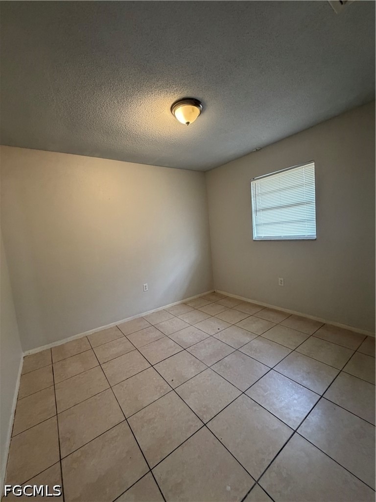 5517 6th Avenue - Photo 4