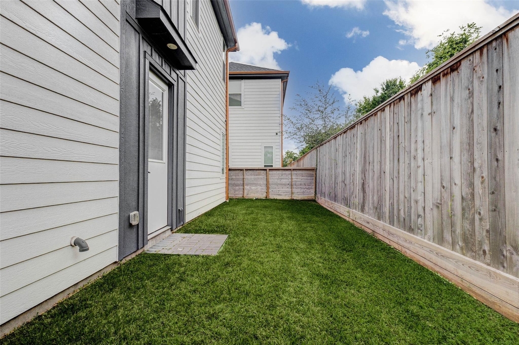 4502 Buck Street - Photo 28