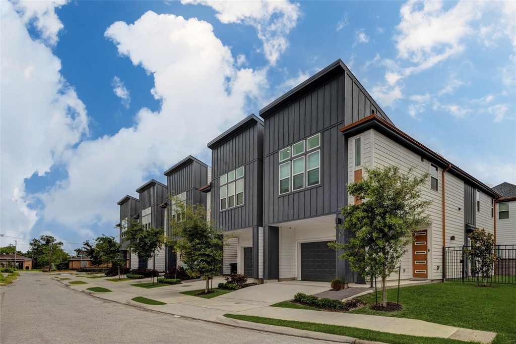 4502 Buck Street - Photo 6