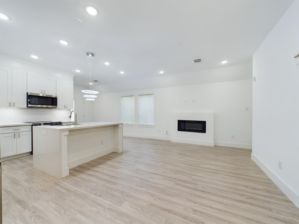 5206 Gold Street - Photo 6