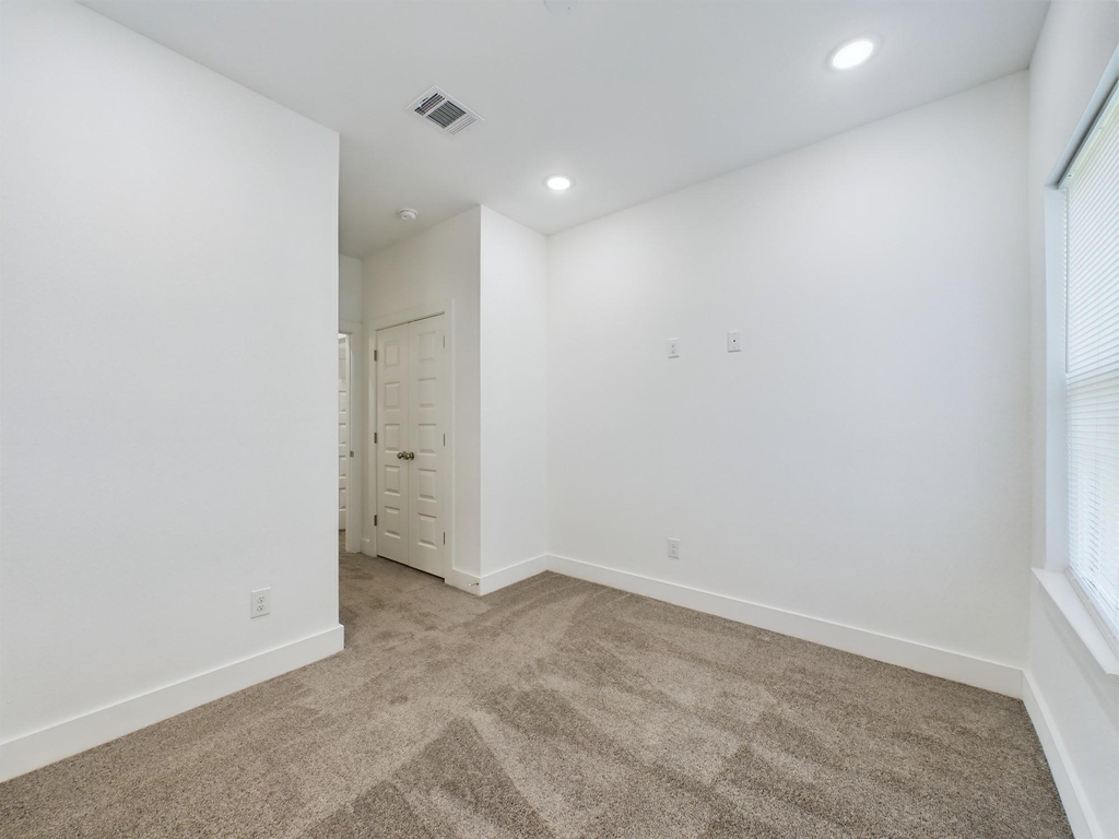 5206 Gold Street - Photo 12