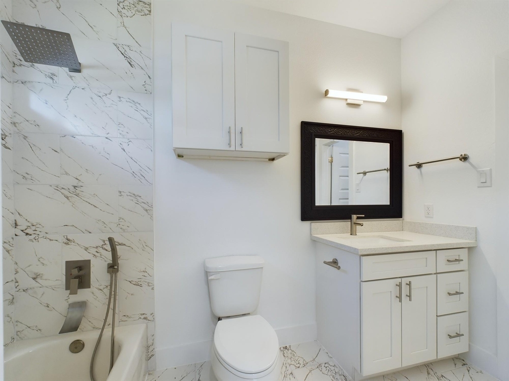 5206 Gold Street - Photo 14