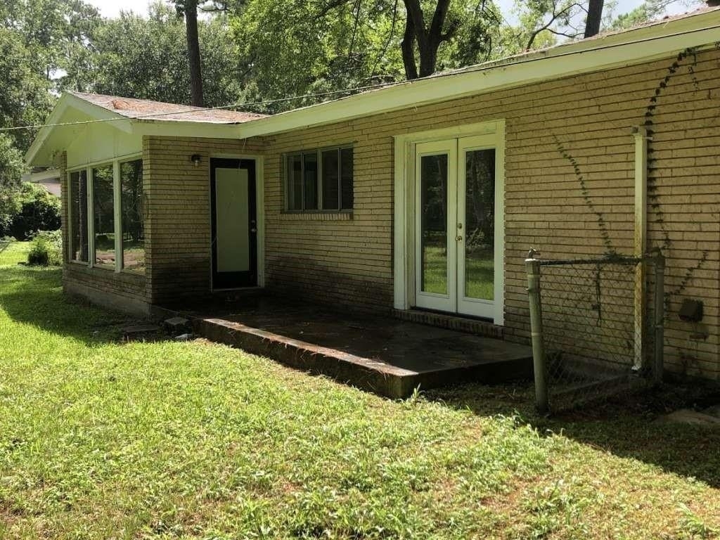 3515 Elm Drive - Photo 4