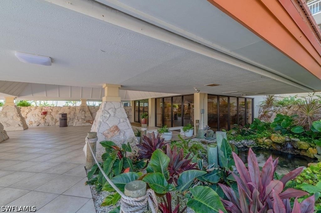 180 Seaview Court - Photo 2