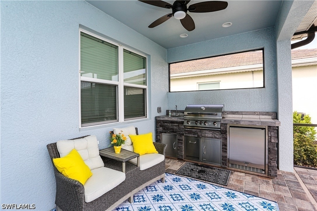 16579 Crescent Beach Way - Photo 4