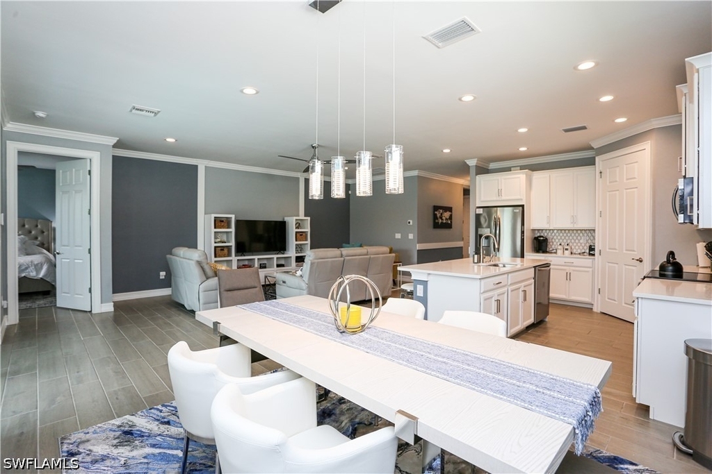 16579 Crescent Beach Way - Photo 22