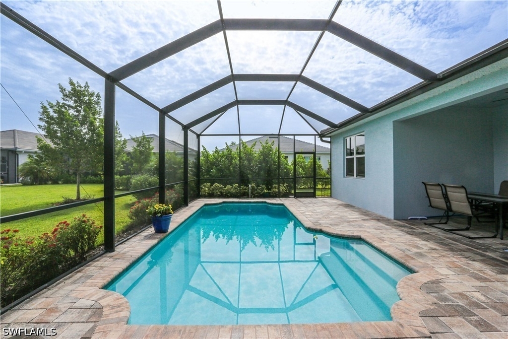 16579 Crescent Beach Way - Photo 7