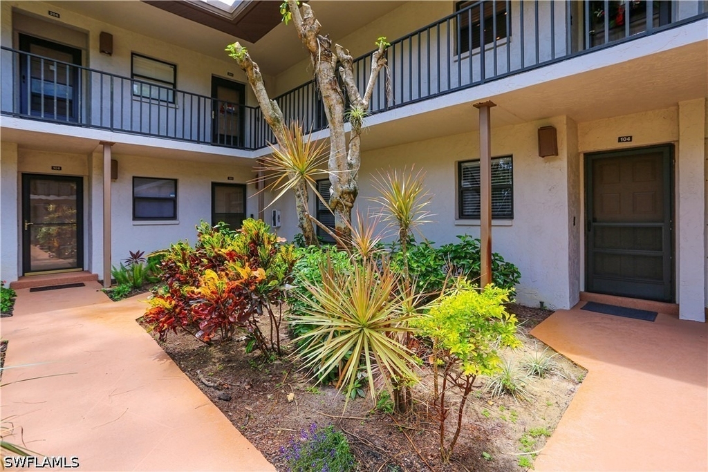 1765 Courtyard Way - Photo 6