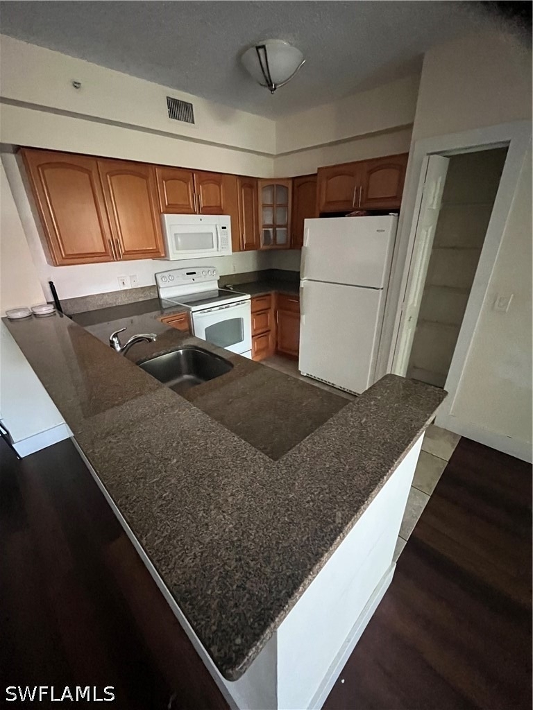 1115 Reserve Court - Photo 5