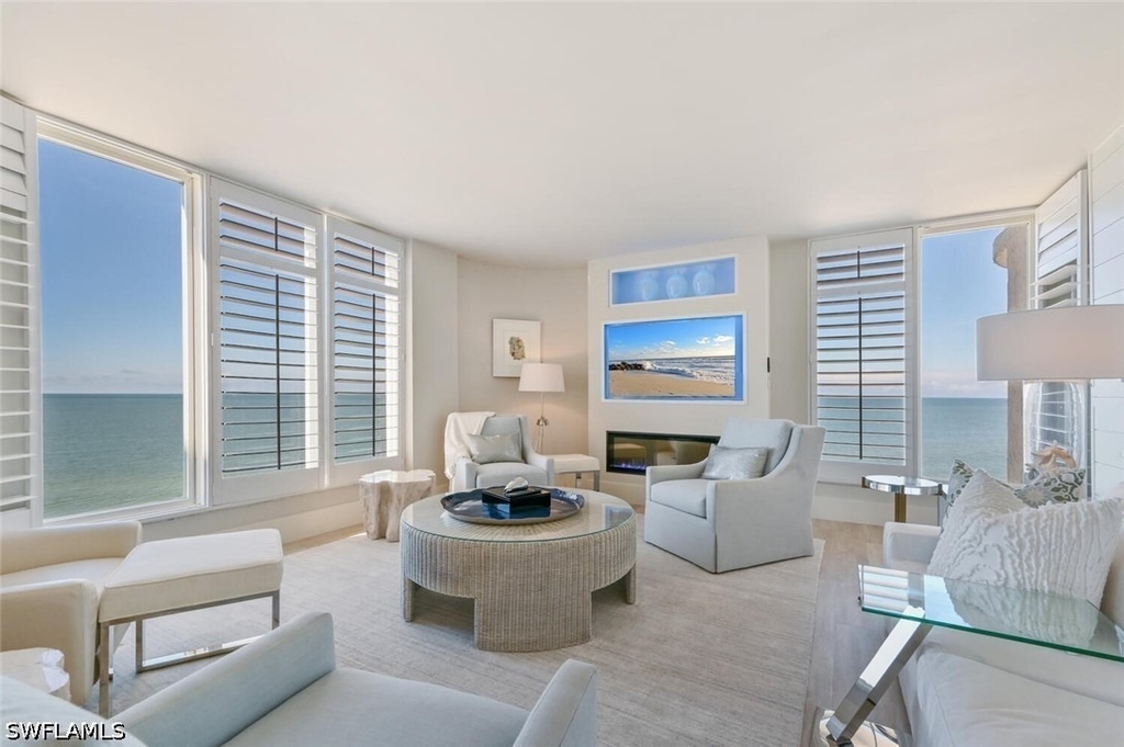 3115 Gulf Shore Boulevard N - Photo 3