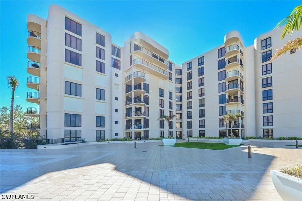 3115 Gulf Shore Boulevard N - Photo 0
