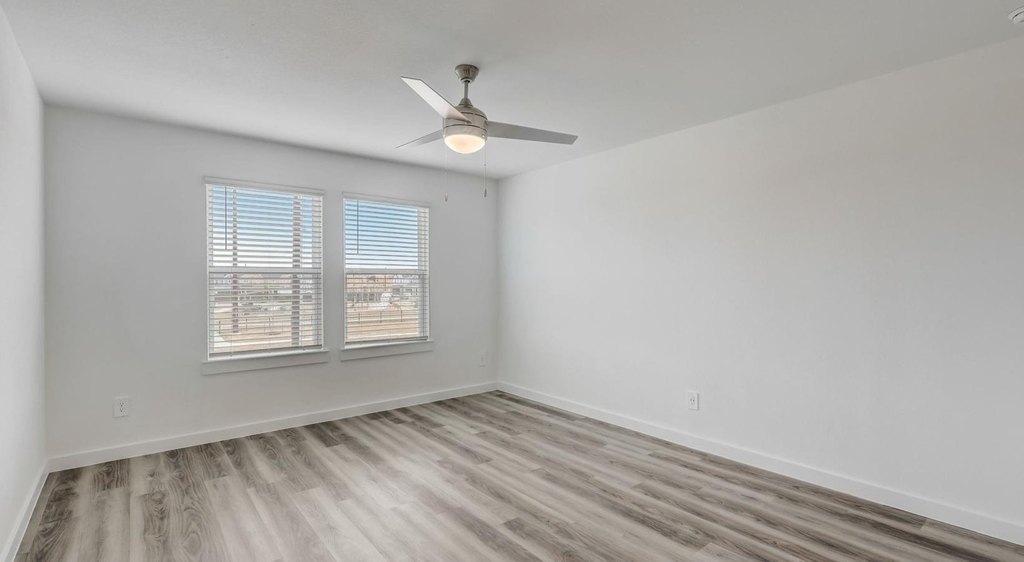 10415 Lancaster Forest Lane - Photo 6