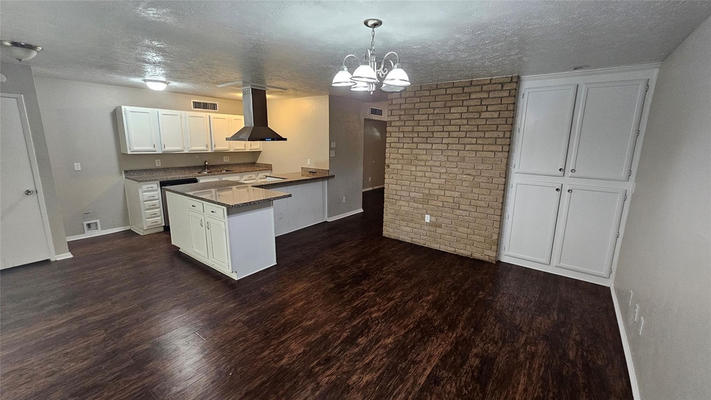22903 Millgate Drive - Photo 7