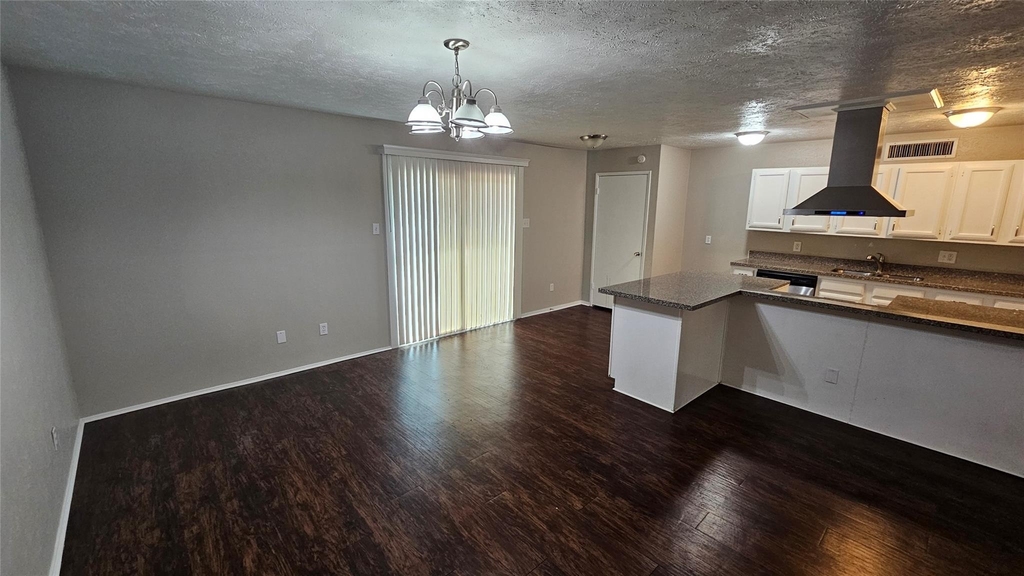 22903 Millgate Drive - Photo 5