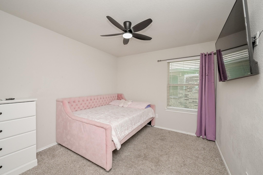 20819 Medford Landing Lane - Photo 16