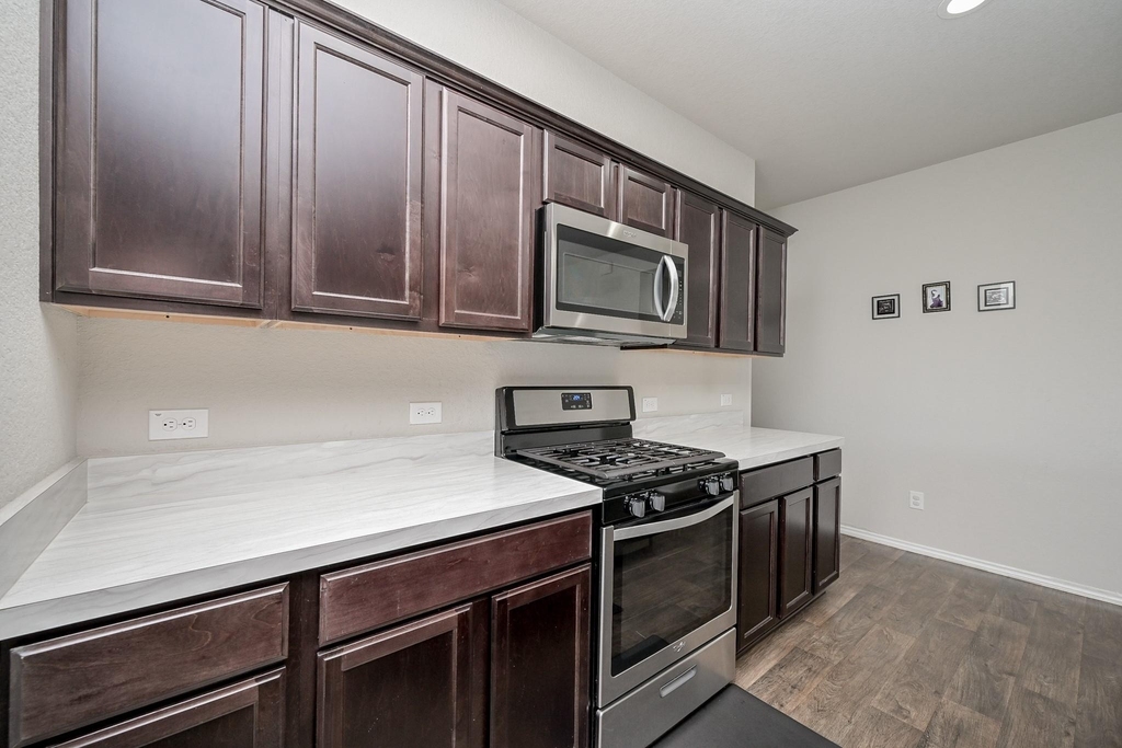 20819 Medford Landing Lane - Photo 6