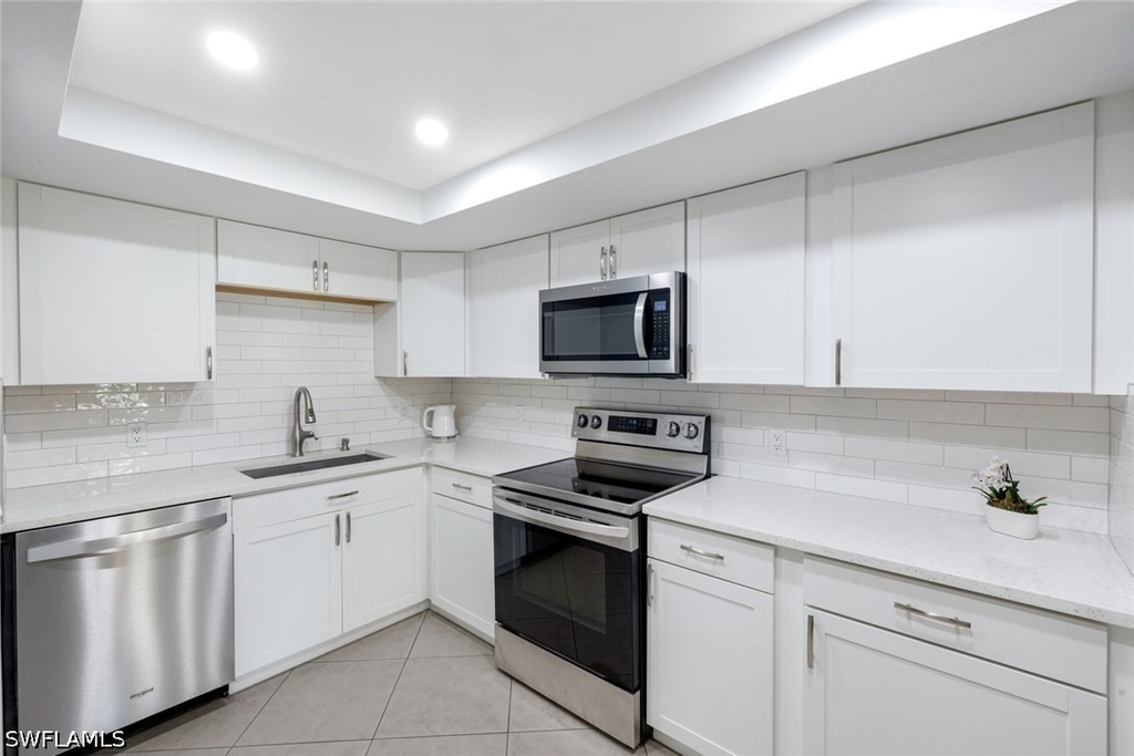 5954 Pelican Bay Boulevard - Photo 7