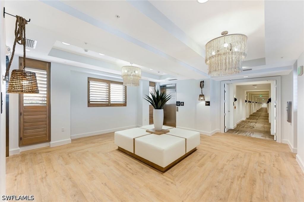 1111 Central - Photo 16
