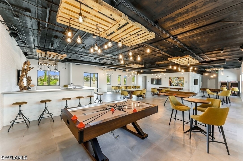 1111 Central - Photo 19