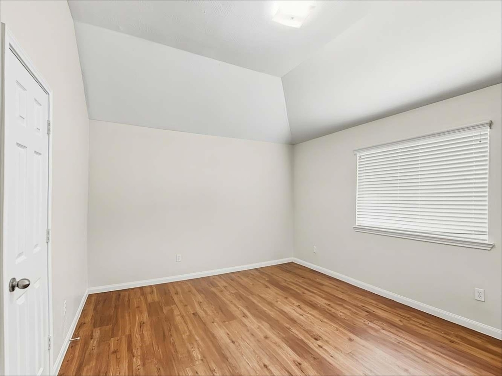 3807 Liberty Square Trail - Photo 9