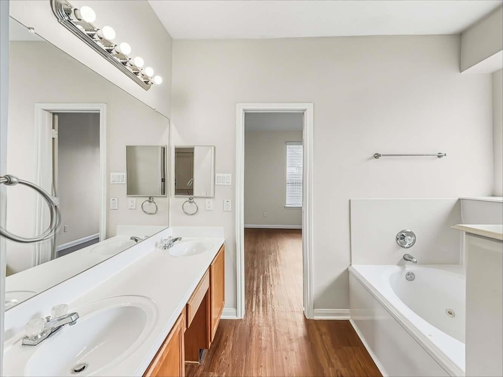3807 Liberty Square Trail - Photo 7
