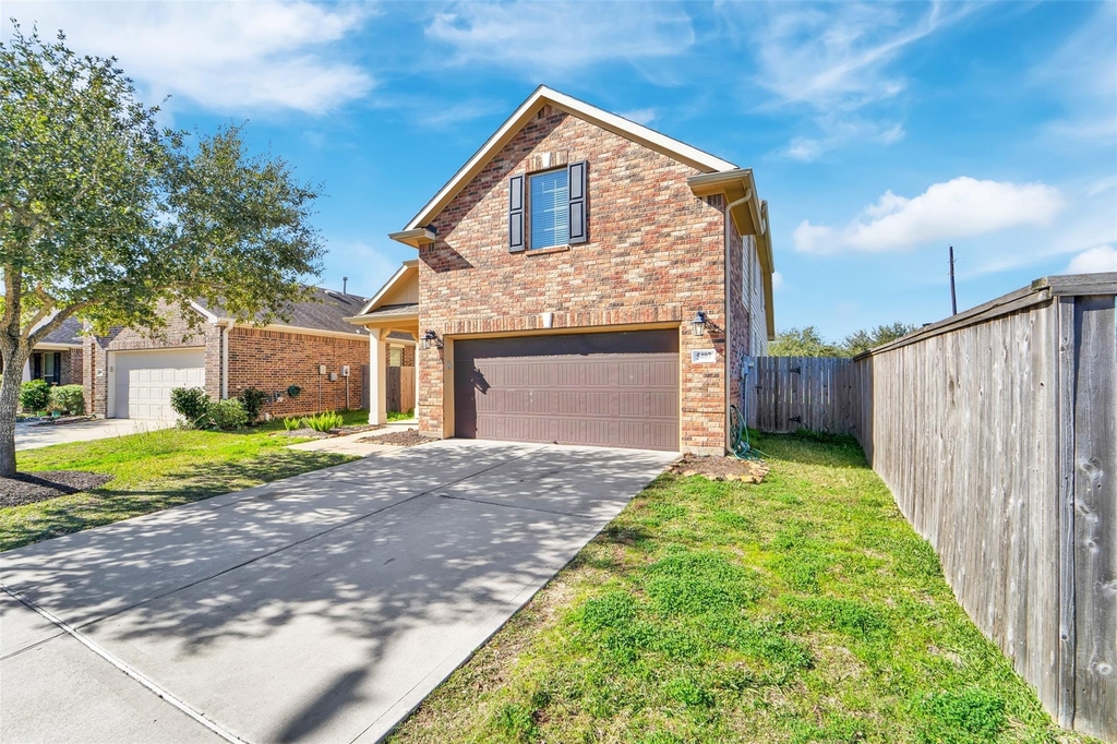 5407 Baronet Drive - Photo 2